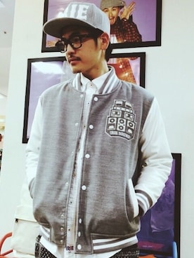 「BAYLINKSTORE」｜ラガチャイナさん（メンズ・175cm）の秋コーディネート