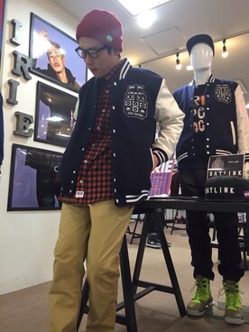 「BAYLINKSTORE」｜ラガチャイナさん（メンズ・174cm）の秋コーディネート