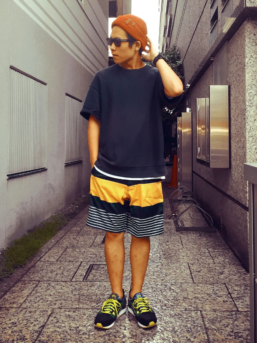 「Irie Life、IRIE by Irielife、REVERSAL、Champion、asics、raggachina」｜「IRIE LIFEのアイテム（ニットキャップ/ビーニー、オレンジ系）」を使った、ラガチャイナさん（メンズ・174cm）の夏コーディネートの1枚目の写真
