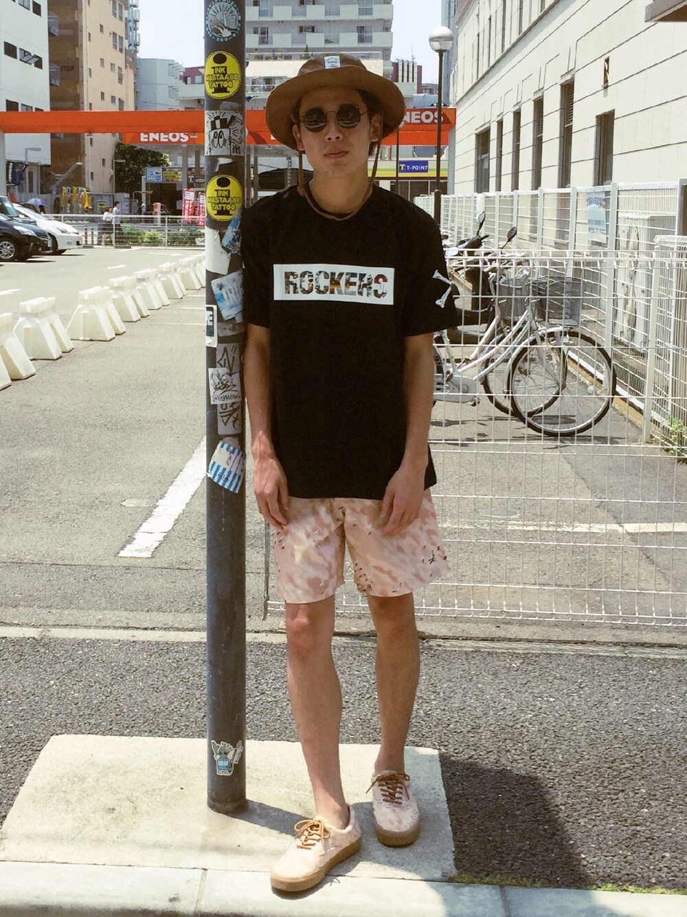 「Irie Life、NINE RULAZ、vinyl junkie、raggachina」｜「NINE RULAZ LINEのアイテム（Tシャツ/カットソー、ブラック系）」を使った、ラガチャイナさん（メンズ・170cm）の夏コーディネートの1枚目の写真