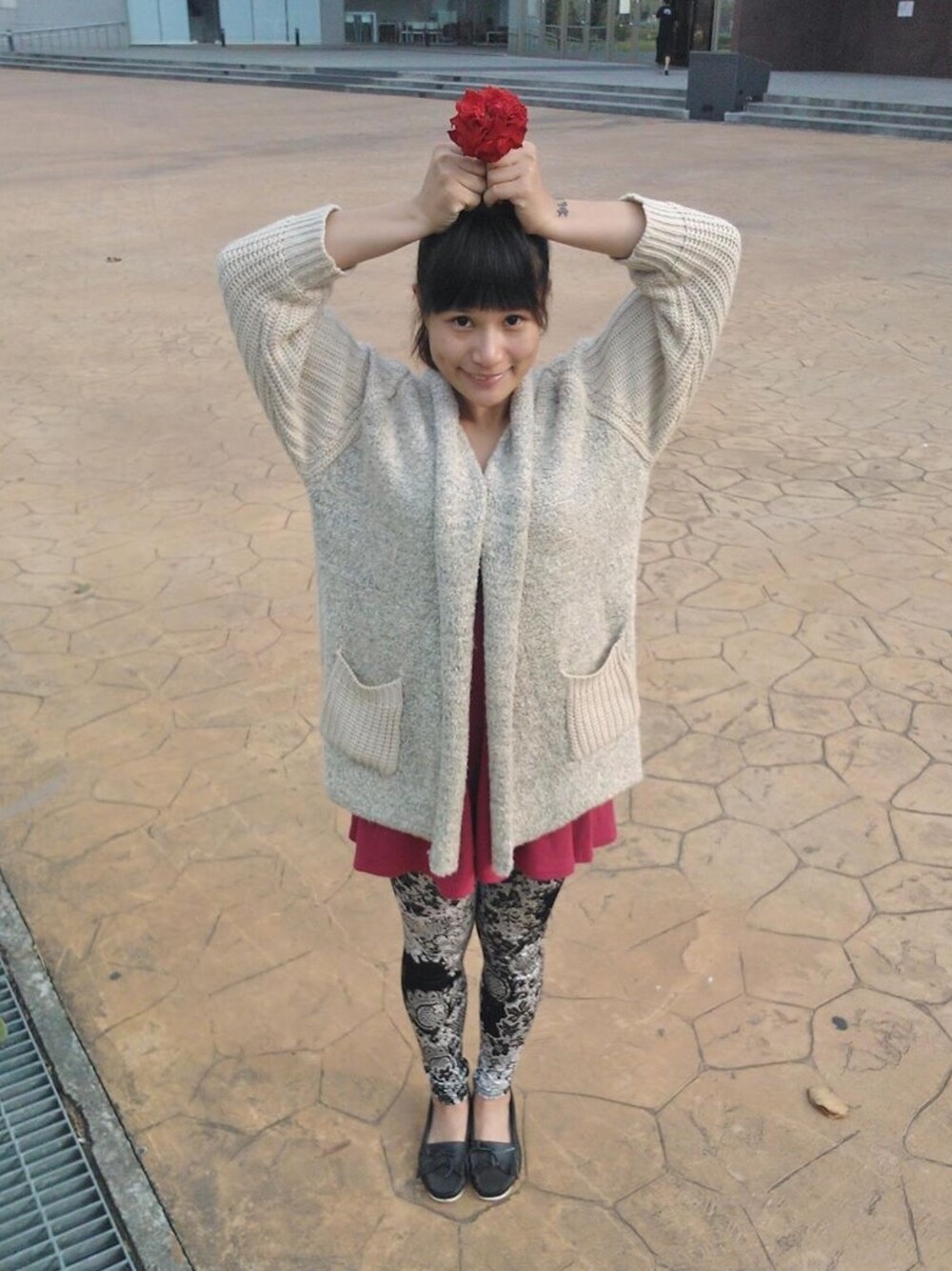 「sweet、sweet fashion、LOVE、lovely、mylook、lifestyle」｜「no brandのアイテム（その他アウター、ベージュ系）」を使った、Swing-ds Liさん（レディース・162cm）の秋コーディネートの1枚目の写真