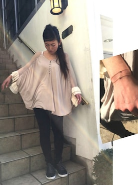 「ブレスレット」｜「アイテム（その他）」を使った、acoさん（レディース・158cm）の冬コーディネート