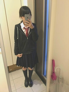 「アイテム（ネクタイ、レッド系）」を使った、Honoooooさん（レディース・158cm）の春コーディネート