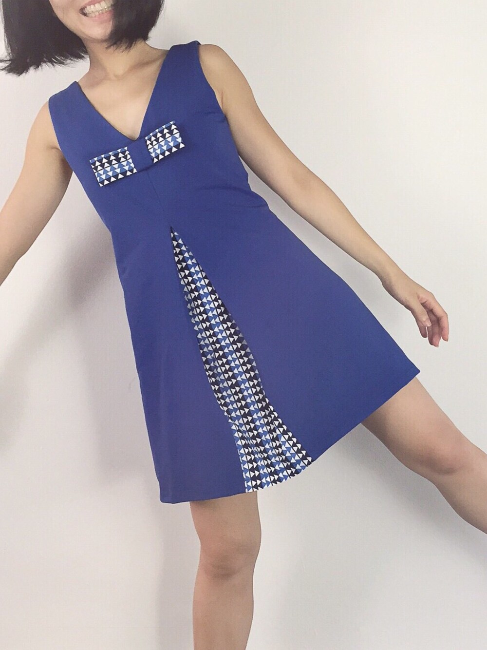 「WEARBOOKエントリー、wearsg、dress、fun、Singapore」｜「Yingのアイテム（ドレス、ブルー系）」を使った、ThreadsNotFoundさん（レディース・156cm）の冬コーディネートの1枚目の写真