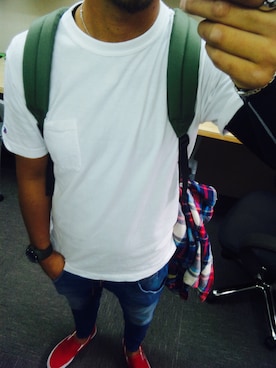 「Champion（チャンピオン）のアイテム（Tシャツ/カットソー、ホワイト系）」を使った、meguruさん（メンズ・177cm）の秋コーディネート