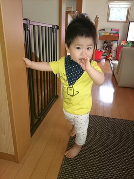 「おうち」｜「アイテム（パンツ）」を使った、侑依ｍａｍａ☺さん（キッズ・80cm）の秋コーディネート