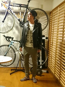 「アイテム（ライダースジャケット）」を使った、kobaさん（メンズ・175cm・30代）の秋コーディネート