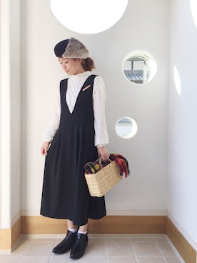 「archives（アルシーヴ）のアイテム（ジャンパースカート）」を使った、きゃのさん（レディース・155cm）の秋コーディネート