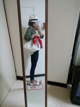 「バンダナ」｜「アイテム（ノーカラージャケット）」を使った、あきさん（レディース・150cm）の春コーディネート