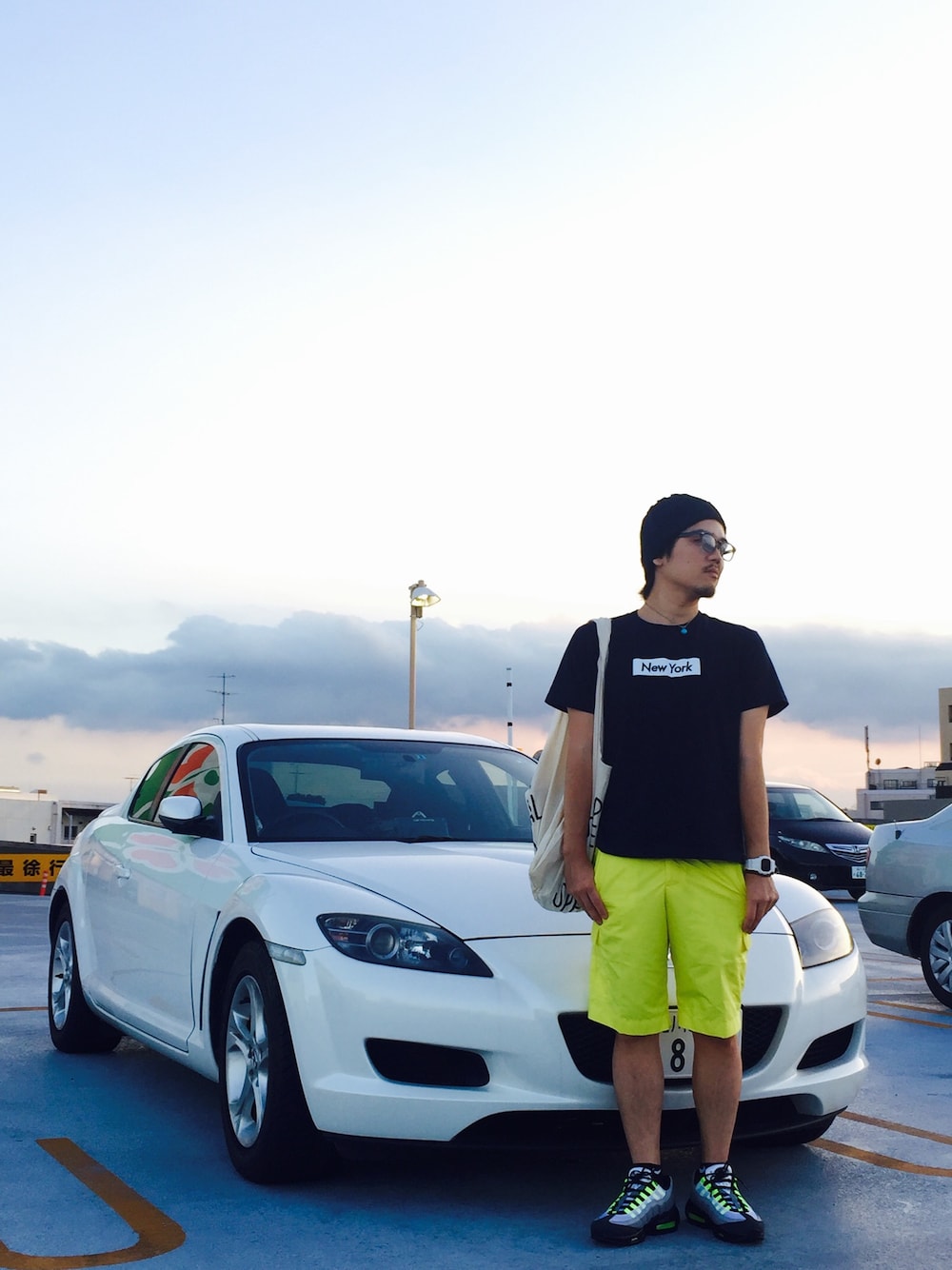 「MAJESTICのアイテム（Tシャツ/カットソー、ブラック系）」を使った、shonakさん（メンズ・171cm）の夏コーディネートの1枚目の写真