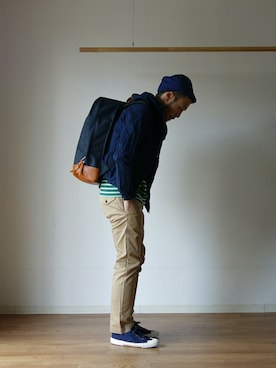 「STORES.jp（ストアーズドットジェーピー）のアイテム（シャツ/ブラウス）」を使った、comoda上西猛夫さん（メンズ・168cm）の冬コーディネート