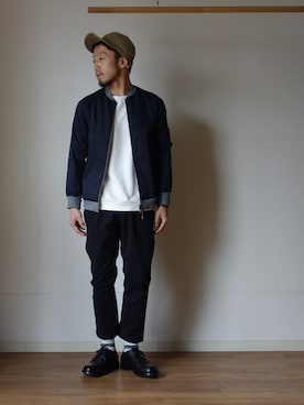「ワークキャップ」｜「アイテム（ミリタリージャケット）」を使った、comoda上西猛夫さん（メンズ・168cm）の春コーディネート