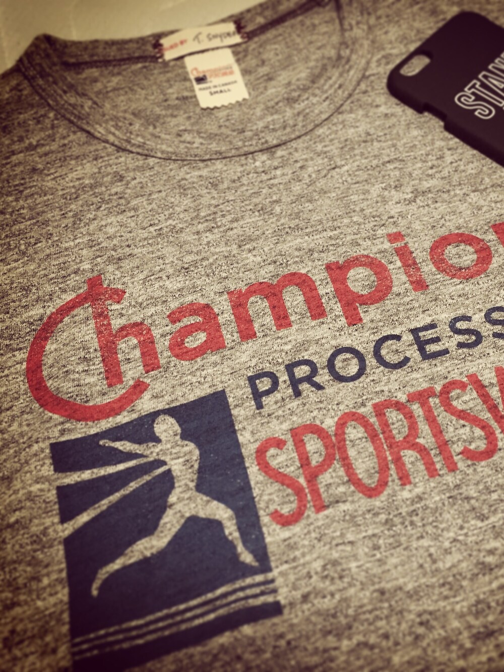 「Tシャツ、Todd Snyder、Champion、STANDARD CALIFORNIA」｜「TODD SNYDERのアイテム（Tシャツ/カットソー、グレー系）」を使った、#rawsneaker.さん（メンズ・160cm）の秋コーディネートの1枚目の写真