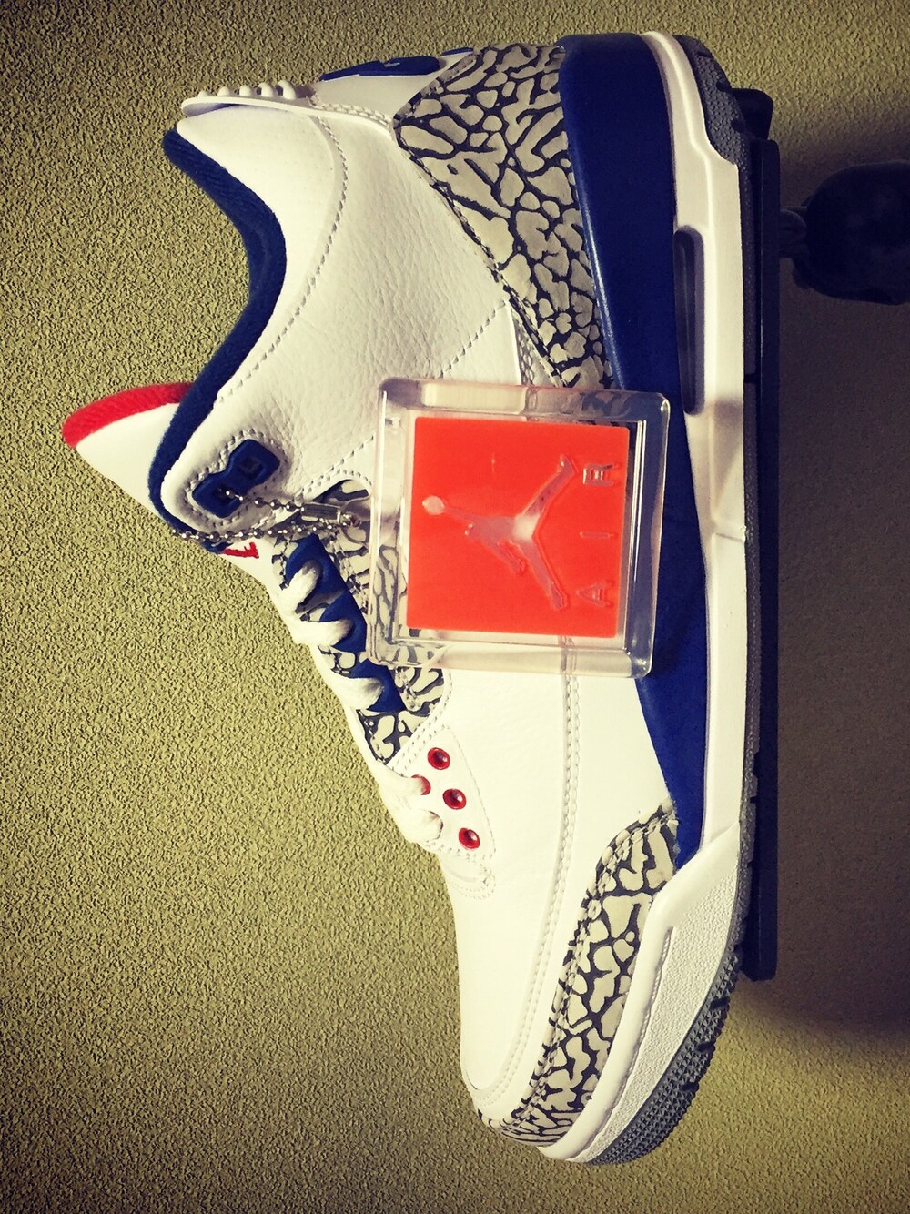 「AIR JORDAN、airjordan3」｜「NIKEのNIKE AIR JORDAN 3 RETRO OG【SP】（スニーカー、ホワイト系）」を使った、#rawsneaker.さん（メンズ・160cm）の冬コーディネートの1枚目の写真