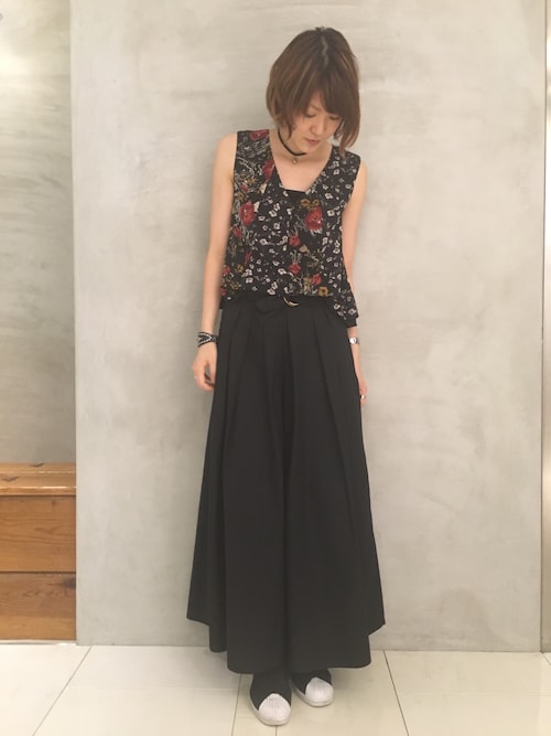 HARE名古屋パルコYUINEE@HARE立川ルミネさんの「(|)」を使ったコーディネート