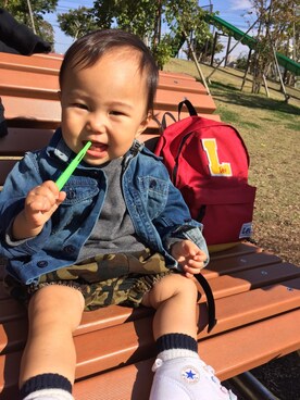 「GAP（ギャップ）のアイテム（シャツ/ブラウス、ブルー系）」を使った、Natsuさん（キッズ・90cm）の秋コーディネート
