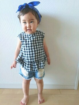 「3coins（3coins）のアイテム（ヘアバンド、ブルー系）」を使った、Natsuさん（キッズ・90cm）の夏コーディネート