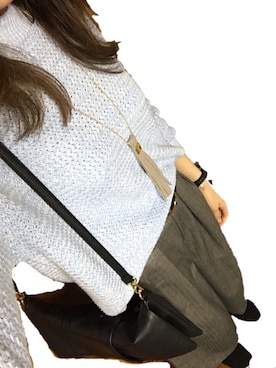 「ブルーニット」｜「アイテム（アナログ腕時計）」を使った、sak.さん（レディース・169cm）の冬コーディネート