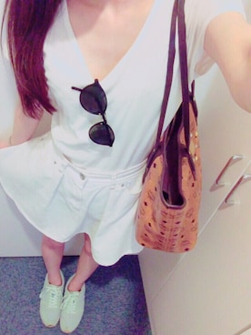 中島愛蘭さんのコーディネート