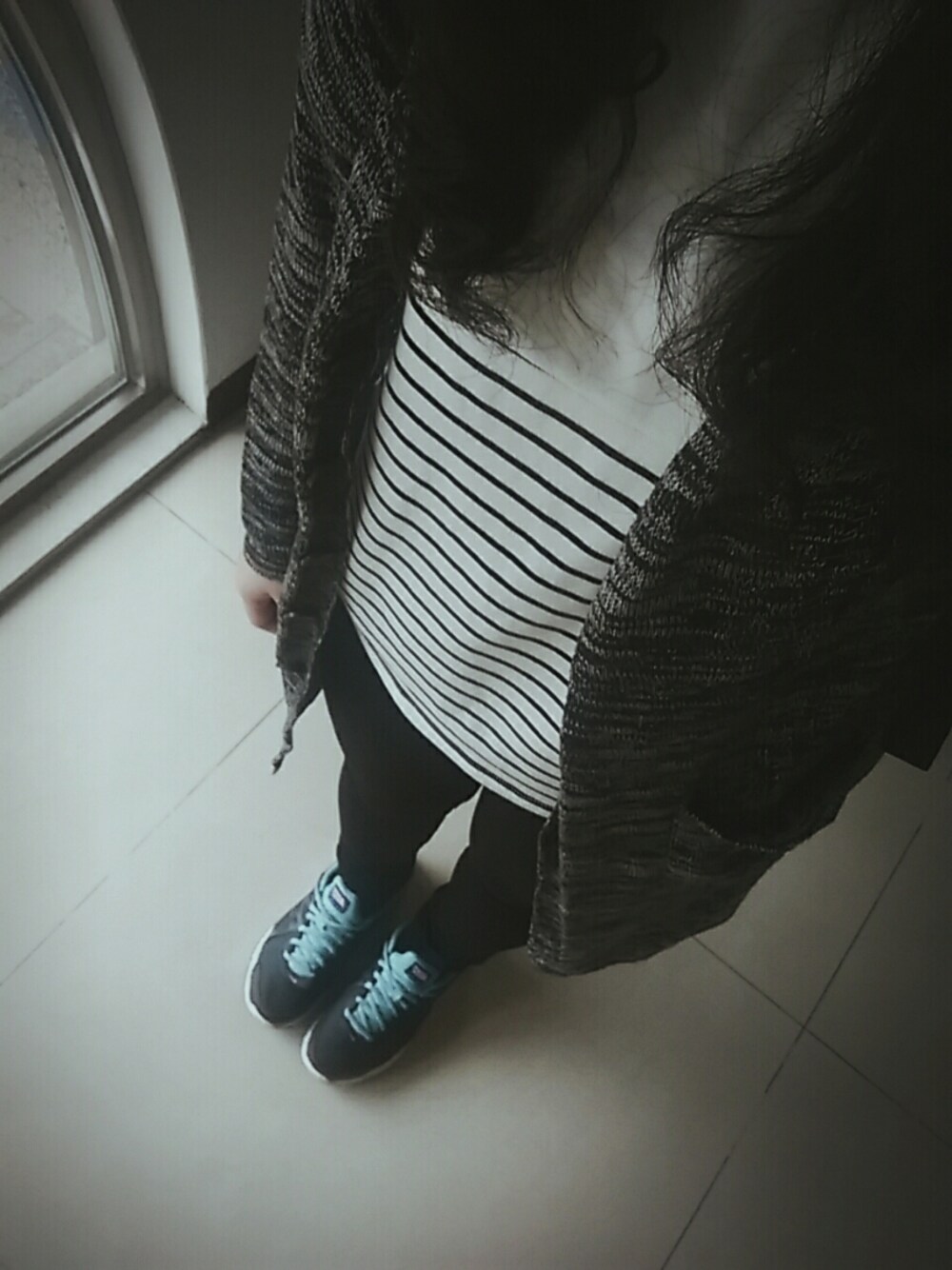 「ootd」｜「NIKEのアイテム（スニーカー、ブラック系）」を使った、ciyao さん（レディース・166cm）の春コーディネートの1枚目の写真