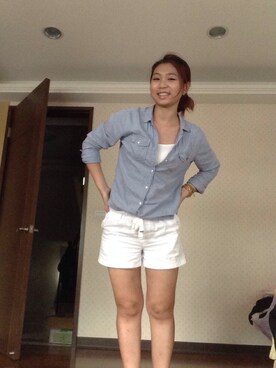 「Abercrombie&Fitch（アバークロンビーアンドフィッチ）のアイテム（その他トップス）」を使った、Angeline さん（レディース・165cm）の秋コーディネート