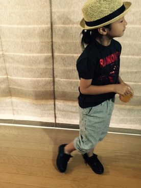 「GU（ジーユー）のアイテム（パンツ、ブルー系）」を使った、ぎんさん（キッズ・110cm）の夏コーディネート