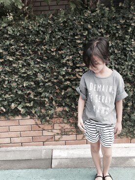 「FITH（フィス）のアイテム（Tシャツ/カットソー、グレー系）」を使った、ぎんさん（キッズ・110cm）の夏コーディネート