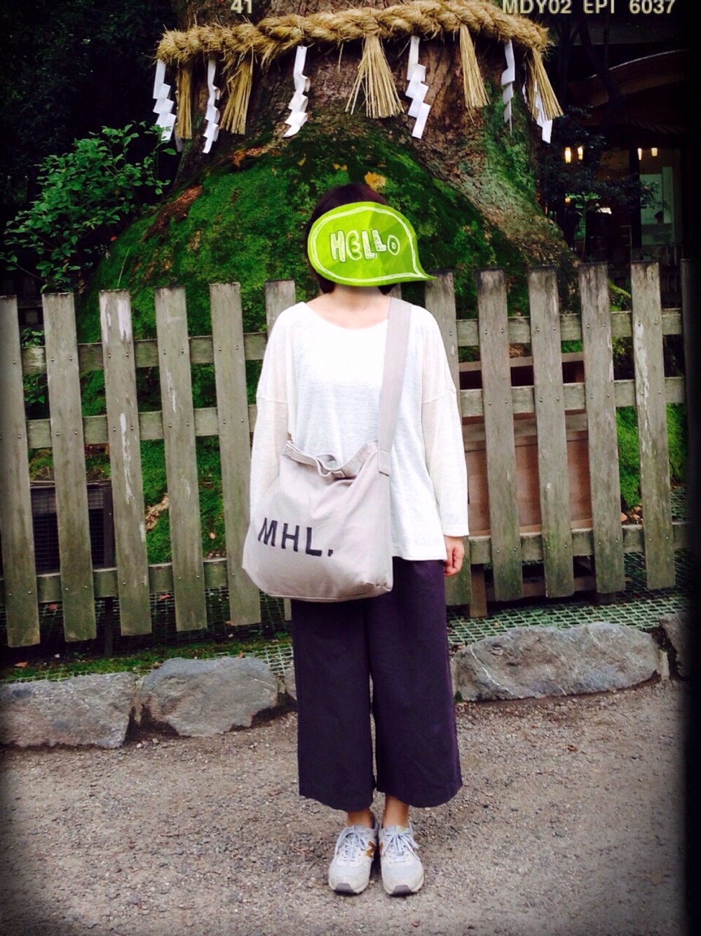 「ワイドパンツ、綿麻、半端丈パンツ、ニューバランス、ホワイトトップス、MHL.」｜「pritのヨーロッパリネン天竺 7分袖ワイドTシャツ（Tシャツ/カットソー、ホワイト系）」を使った、きゃみさん（レディース・154cm）の夏コーディネートの1枚目の写真