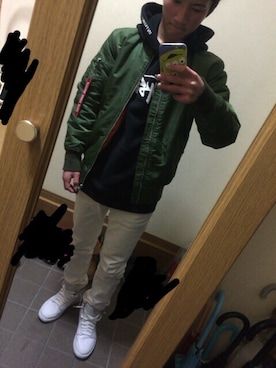 「STUSSY（ステューシー）のRev.Stock Rim Hoodie（パーカー、ブラック系）」を使った、日耀さん（メンズ・170cm）の春コーディネート