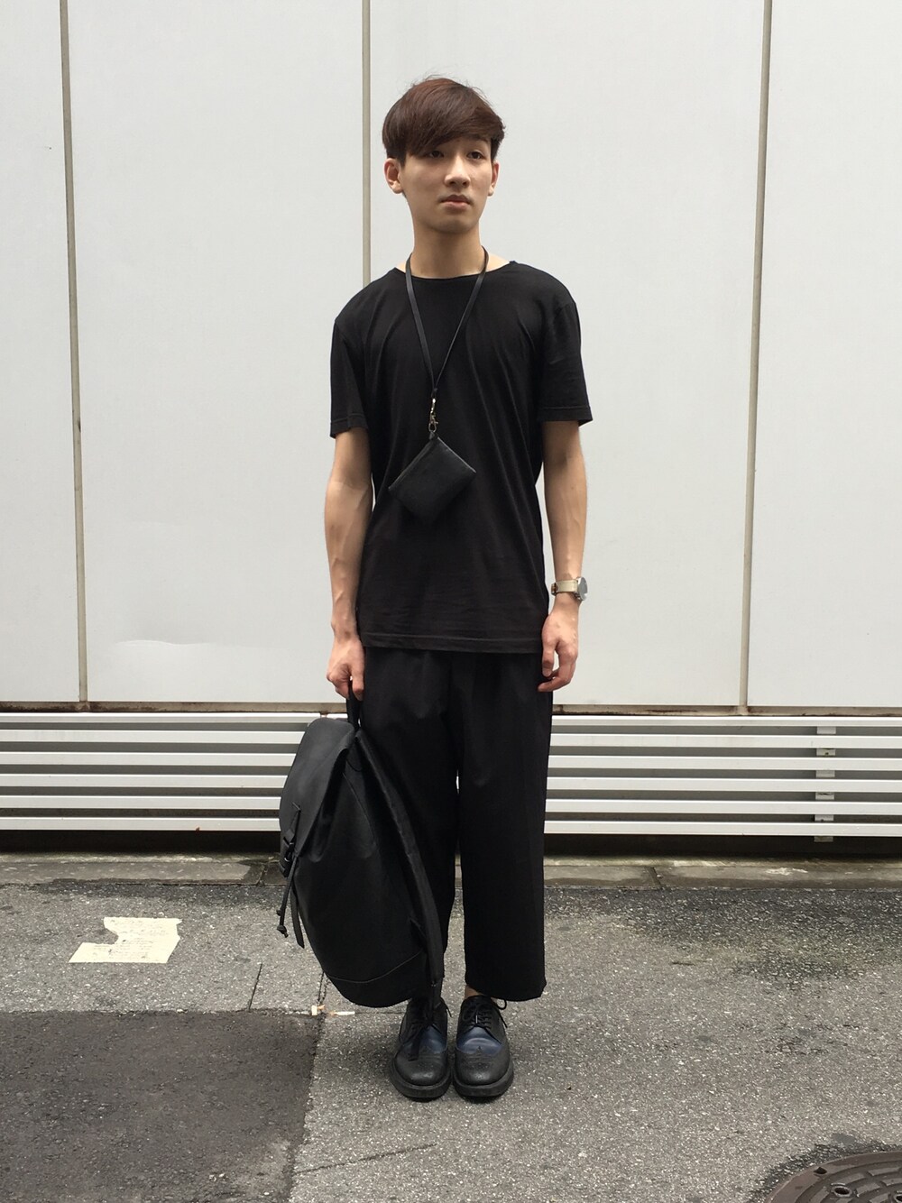 「Japan」｜「taobaoのアイテム（キーケース/キーアクセサリー、ブラック系）」を使った、chonghoihoiさん（メンズ・173cm）の夏コーディネートの1枚目の写真