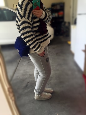 「Abercrombie&Fitch（アバークロンビーアンドフィッチ）のアイテム（チノパンツ）」を使った、M.Nさん（レディース・163cm）の冬コーディネート