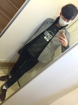 「アイテム（ステンカラーコート）」を使った、けーすけさん（メンズ・178cm・10代）の冬コーディネート