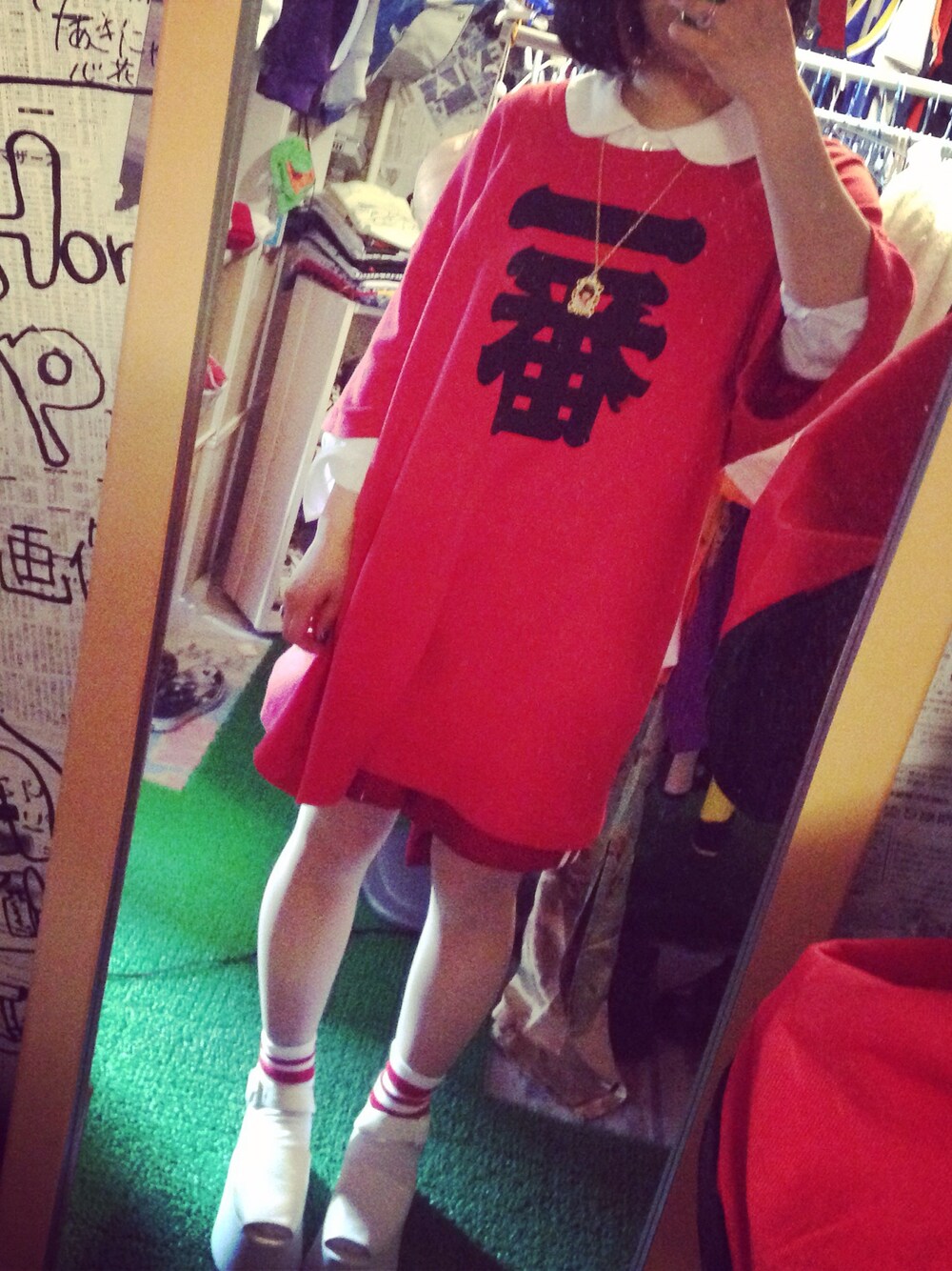 「iのアイテム（サンダル、ホワイト系）」を使った、まいかさん（レディース・152cm）の夏コーディネートの1枚目の写真
