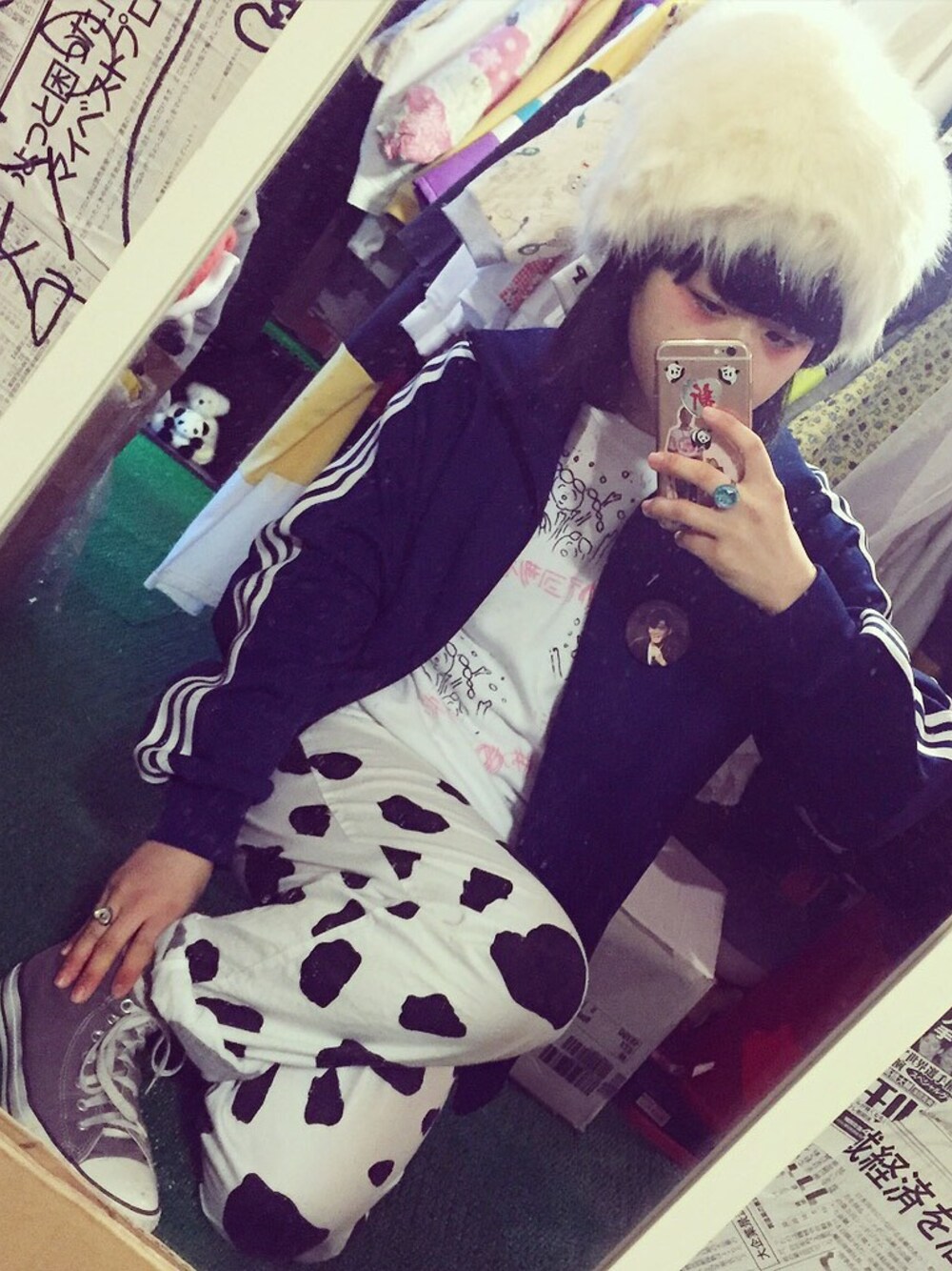 「🐱のアイテム（ニットキャップ/ビーニー、ベージュ系）」を使った、まいかさん（レディース・152cm）の冬コーディネートの1枚目の写真