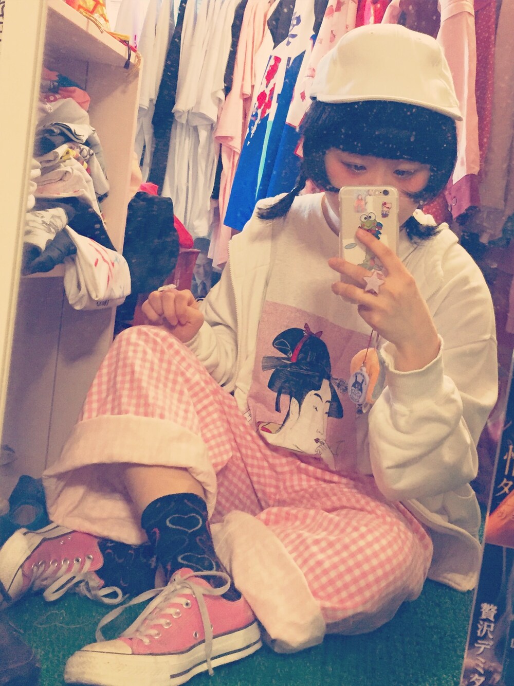 「COMME des GARCONSのアイテム（その他パンツ、ピンク系）」を使った、まいかさん（レディース・152cm）の春コーディネートの1枚目の写真