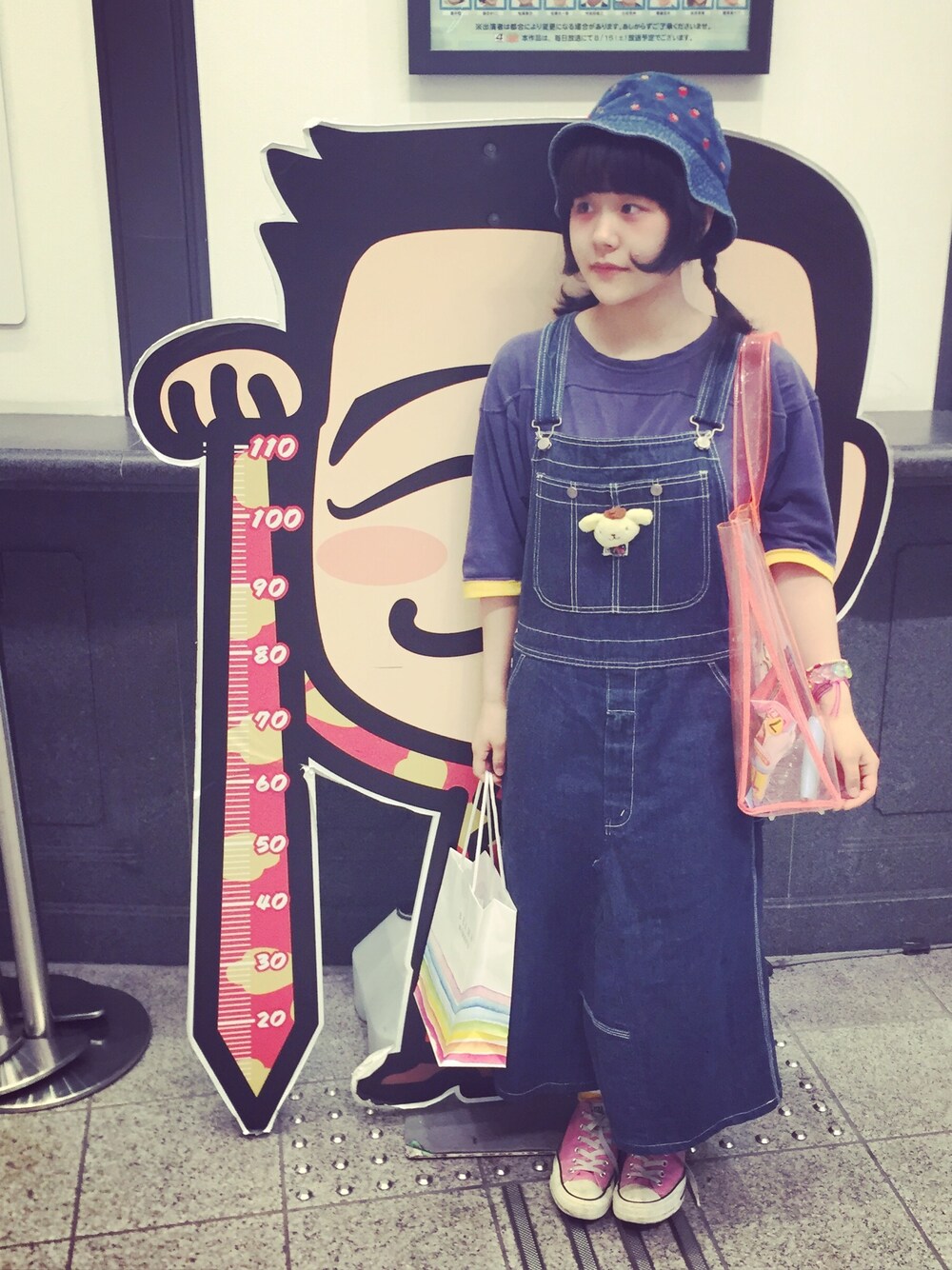 「KBFのアイテム（トートバッグ、ピンク系）」を使った、まいかさん（レディース・152cm）の夏コーディネートの1枚目の写真