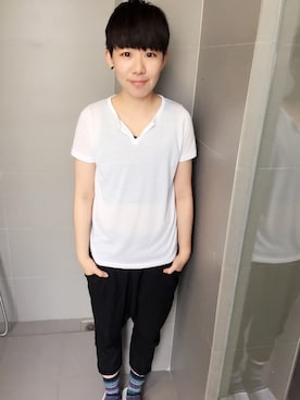 「MANGO（マンゴ）のアイテム（パンツ）」を使った、奧斯丁さん（メンズ・158cm）の春コーディネート