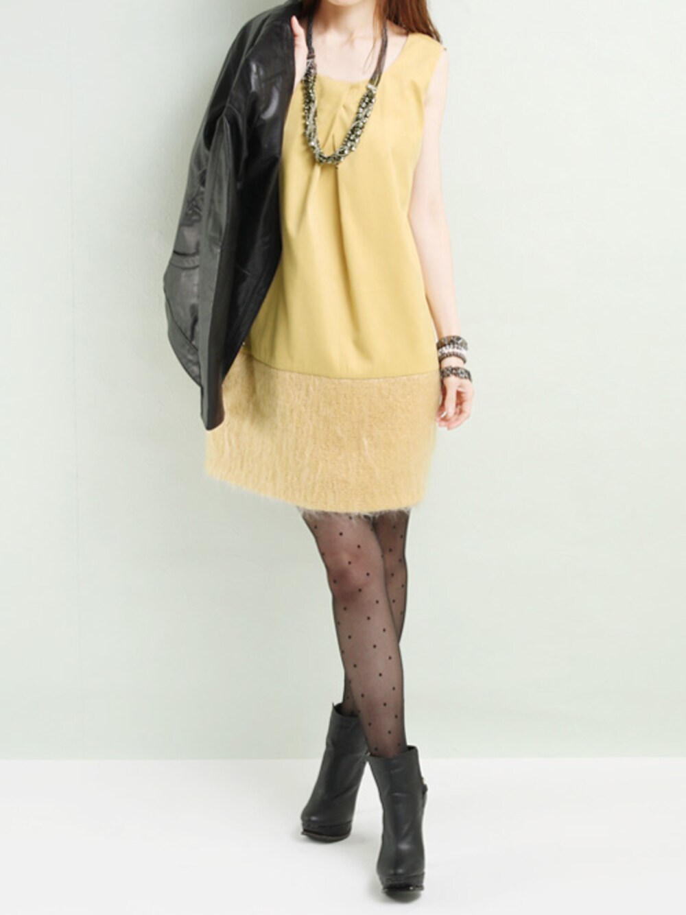 「モヘア、レザージャケット、イエロー、ドッキングワンピ、MURIEL&MERCURIA、 MURIEL、 マリエル」｜「MURIEL&MERCURIAのモヘアドッキングワンピース（ワンピース、イエロー系）」を使った、kumiko-kuさん（レディース・160cm）の秋コーディネートの1枚目の写真