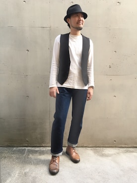 「アイテム（ベスト）」を使った、山崎永二さん（メンズ・168cm・30代）の秋コーディネート