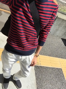 「H&M（エイチ・アンド・エム）のアイテム（ニット/セーター、レッド系）」を使った、shinさん（メンズ・171cm）の秋コーディネート