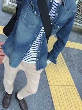 「niko and...（ニコアンド）のアイテム（Tシャツ/カットソー、ホワイト系）」を使った、shinさん（メンズ・171cm）の秋コーディネート