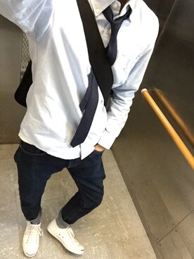 「GU（ジーユー）のアイテム（シャツ/ブラウス、ブルー系）」を使った、shinさん（メンズ・171cm）の秋コーディネート