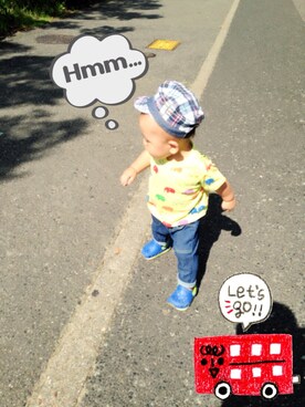 「petit main（プティマイン）のアイテム（Tシャツ/カットソー、イエロー系）」を使った、s.u.m.さん（キッズ）の夏コーディネート