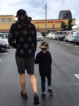 「UNDERCOVER（アンダーカバー）のAnarchy Hooded Sweatshirt（パーカー、ブラック系）」を使った、DaisukeTakanoさん（メンズ）の秋コーディネート