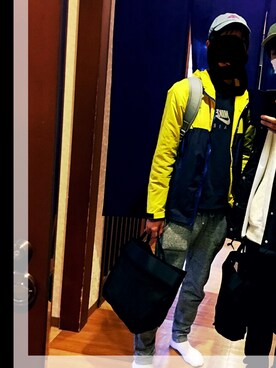 「VANS（バンズ）のアイテム（ナイロンジャケット）」を使った、濱口敬太さん（メンズ・172cm）の冬コーディネート