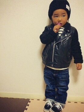 「アイテム（ライダースジャケット）」を使った、たつきちさん（キッズ・90cm）の冬コーディネート