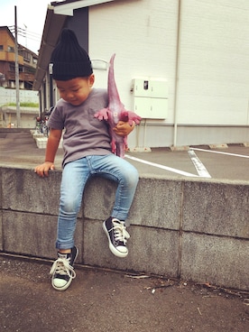 「しまむら（シマムラ）のアイテム（ニットキャップ/ビーニー、ブラック系）」を使った、はるぼーさん（キッズ・120cm）の夏コーディネート