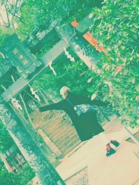 「アイテム（メッセンジャーバッグ、グレー系）」を使った、ぽーさん（メンズ・170cm）の春コーディネート