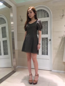 「アイテム（ワンピース/ドレス、グリーン系）」を使った、miyaさん（レディース・165cm）の春コーディネート