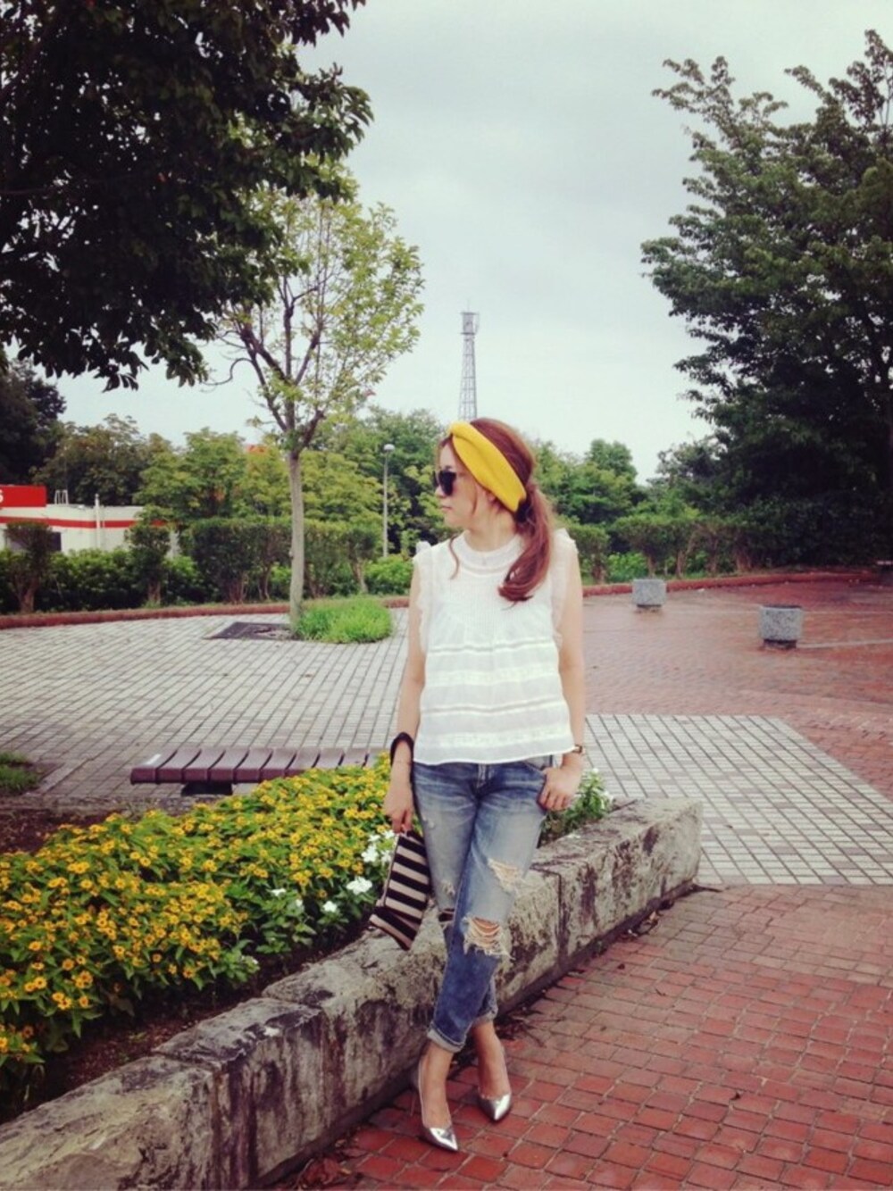「Jack's Denim（デニムパンツ、ブルー系）」を使った、Piさん（メンズ・165cm）の夏コーディネートの1枚目の写真